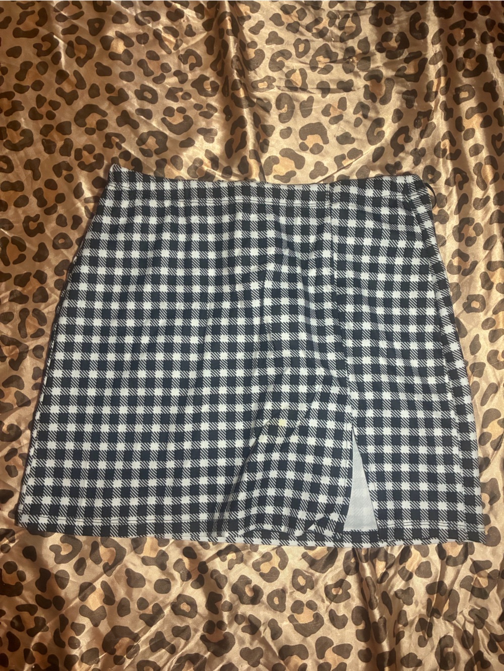 ⭒ stylish black and white mini skirt